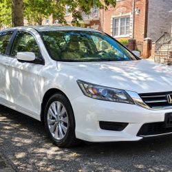 2014 𝙃𝙤𝙣𝙙𝙖 𝘼𝙘𝙘𝙤𝙧𝙙 – Beautiful Sedan