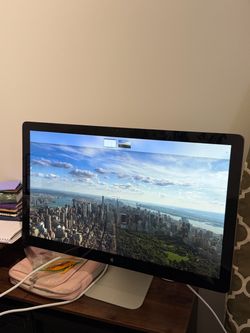 Apple monitor 27”