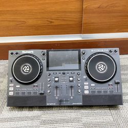 Numark Mixstream Pro 