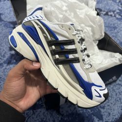 Adidas Jellyfish Royal Blue Size 6.5