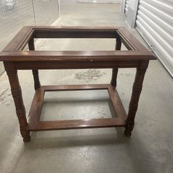 Set of two wooden Side Tables with glass 