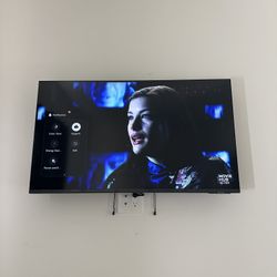 SAMSUNG 43-Inch Class Crystal 4K UHD AU8000 Series HDR, 3 HDMI Ports, Motion Xcelerator, Tap View, P