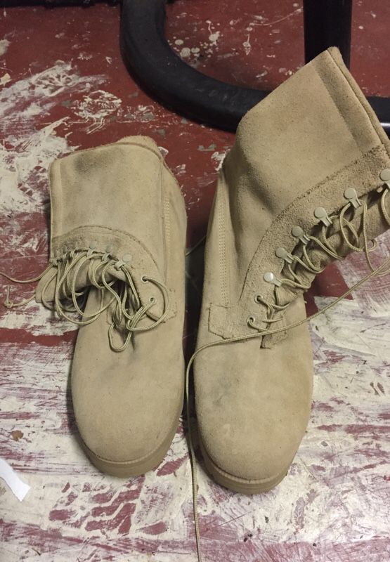 Set of NEW &UNUSED insulated military boots size 12.5 USA