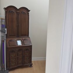 Solid Wood Secretary Desk with Hutch – Classic Traditional Style