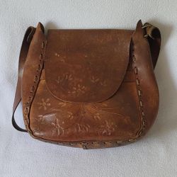 Vintage 70’s hand crafted tooled western/floral brown leather purse bag(LL69)74