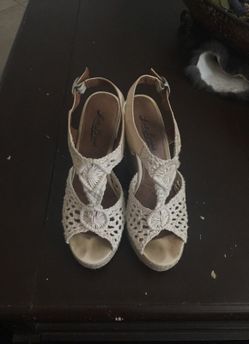 Lucky brand wedges