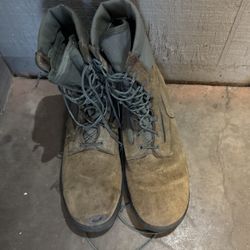 I got these two pairs of boots working boots 70 bucks or best offer for both of them so 11 1/2