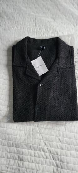 Forever 21 Men's Boxy Cropped Boucle Shirt Size:XL - Color:Black