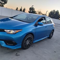 2017 Toyota Corolla Im Hatchback 