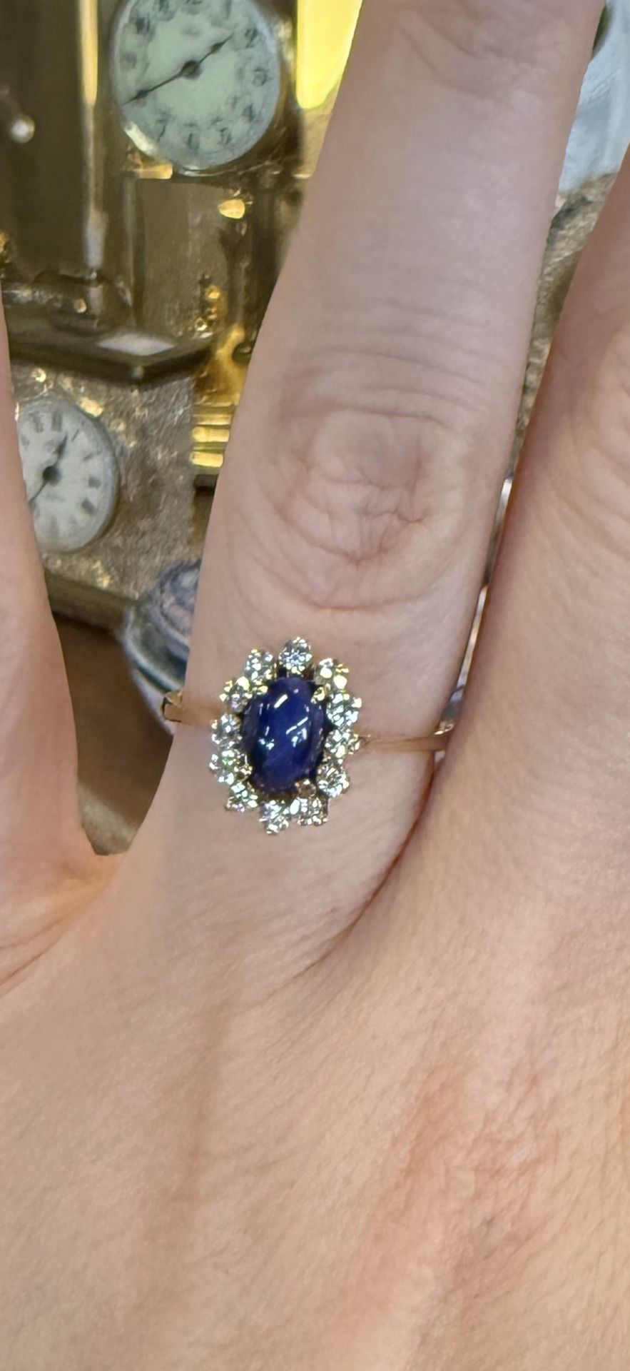 14K Gold Star Sapphire And Diamonds Ring