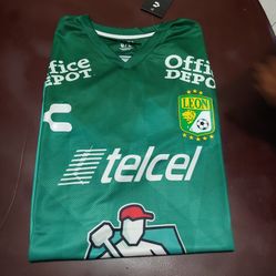 León Jerseys