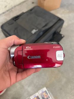 Canon VIXIA FS200 Red Digital Camcorder