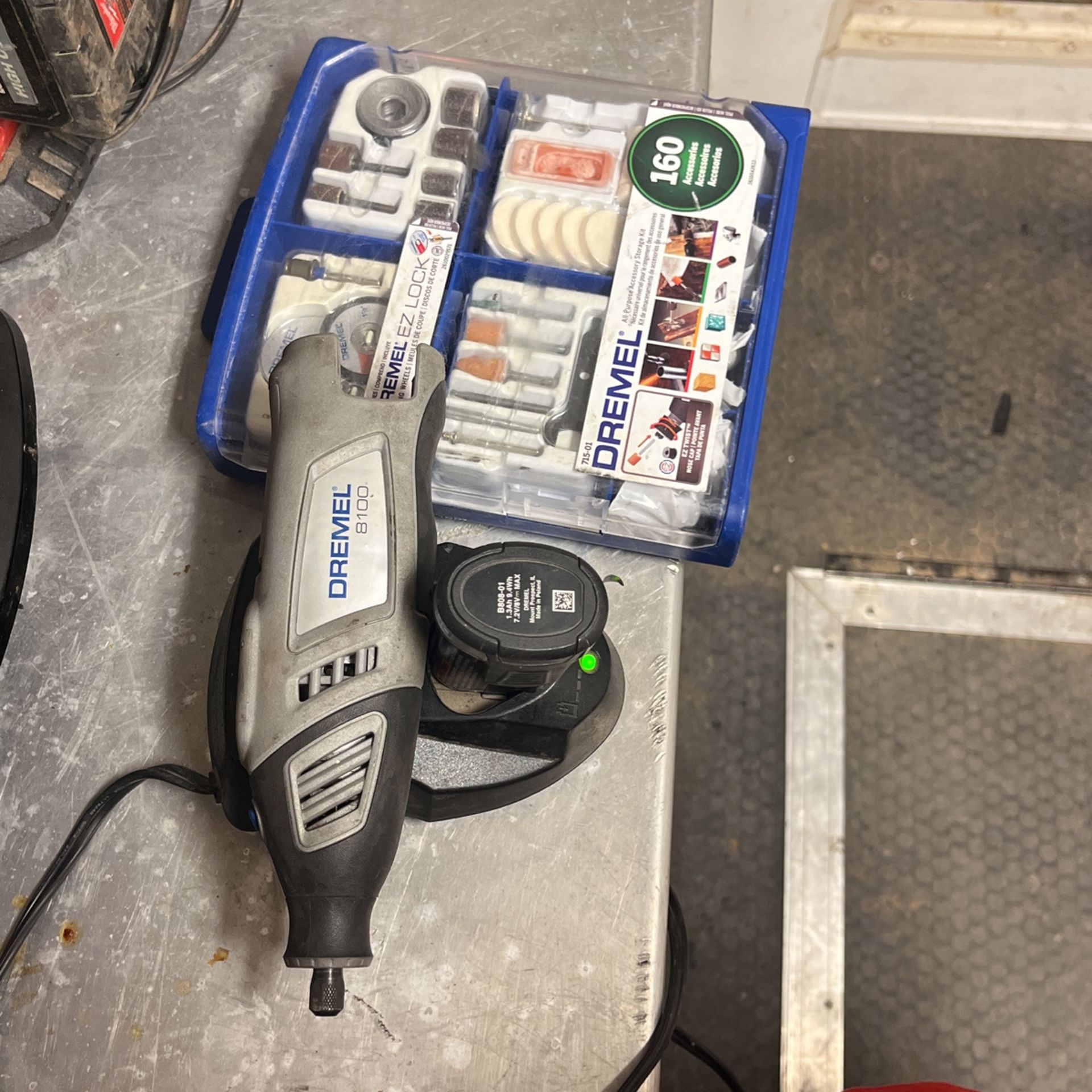 Dremel 8100