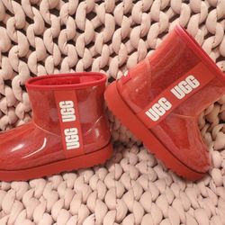 UGG Classic Clear Mini Boots Women US Size 7 Samba Red NEW