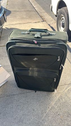 Atlantic luggage with wheels