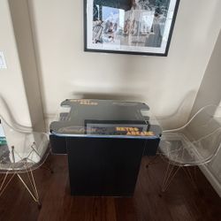 Retro Arcade Game Table 