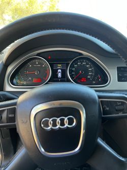 2010 Audi Q7 Thumbnail