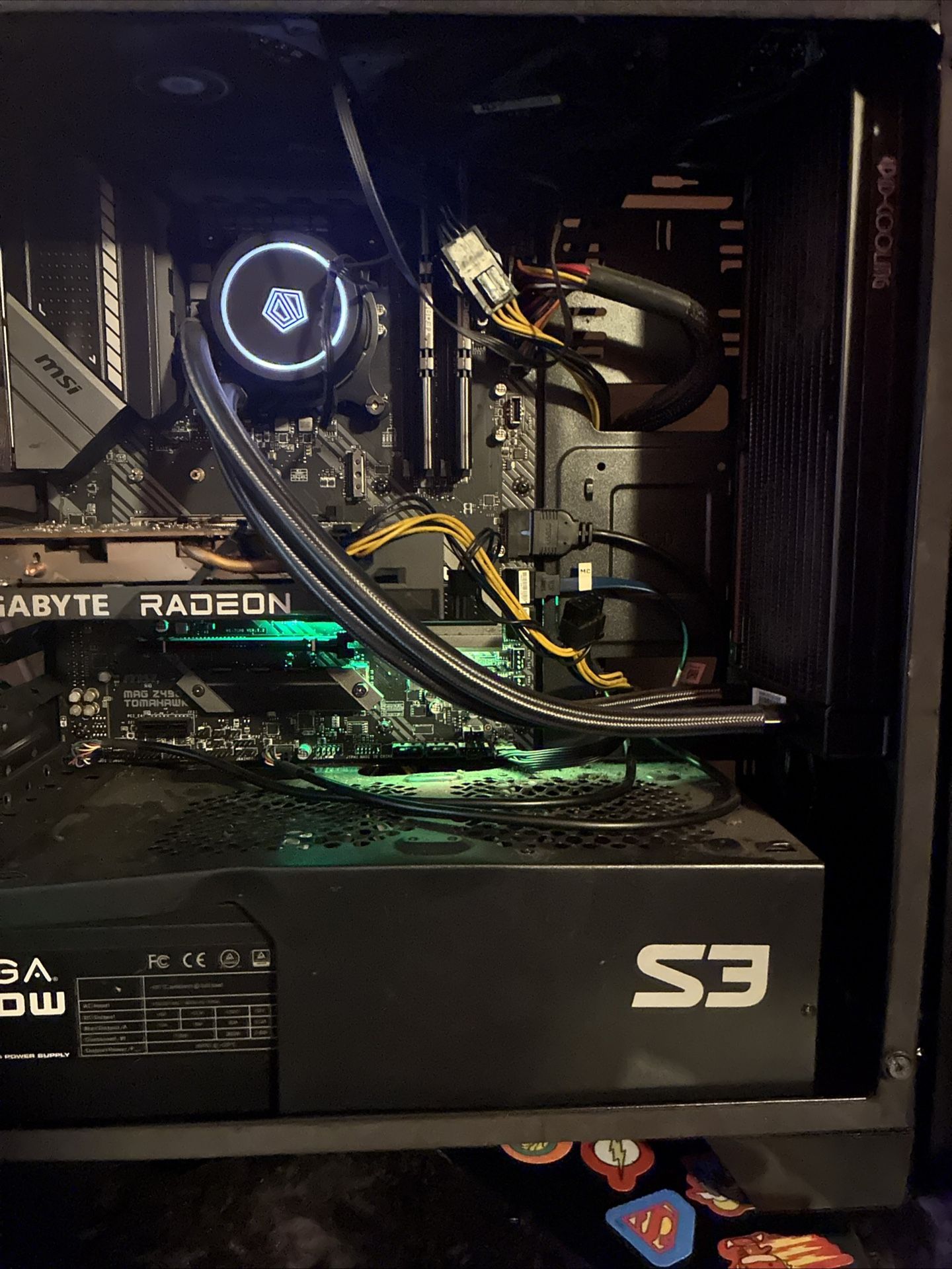 Gaming Pc With Water Cooled Intel Core I5 10400f And A Radeon RX 6500 XT 16GB Ram And 1TB Total Storage