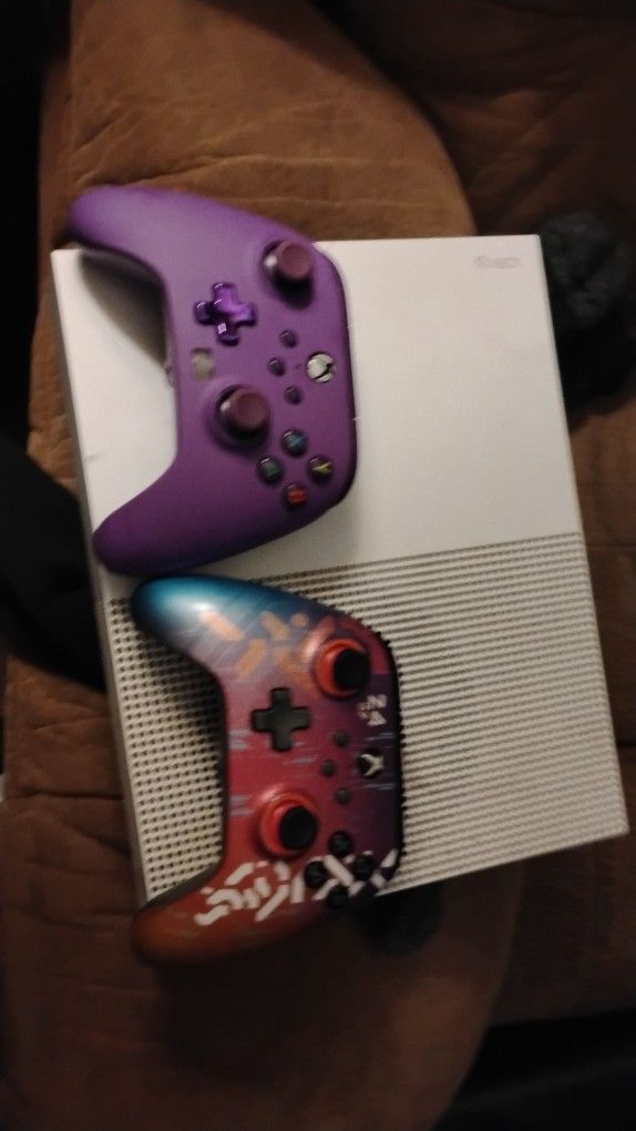 Xbox One S Digital Edition