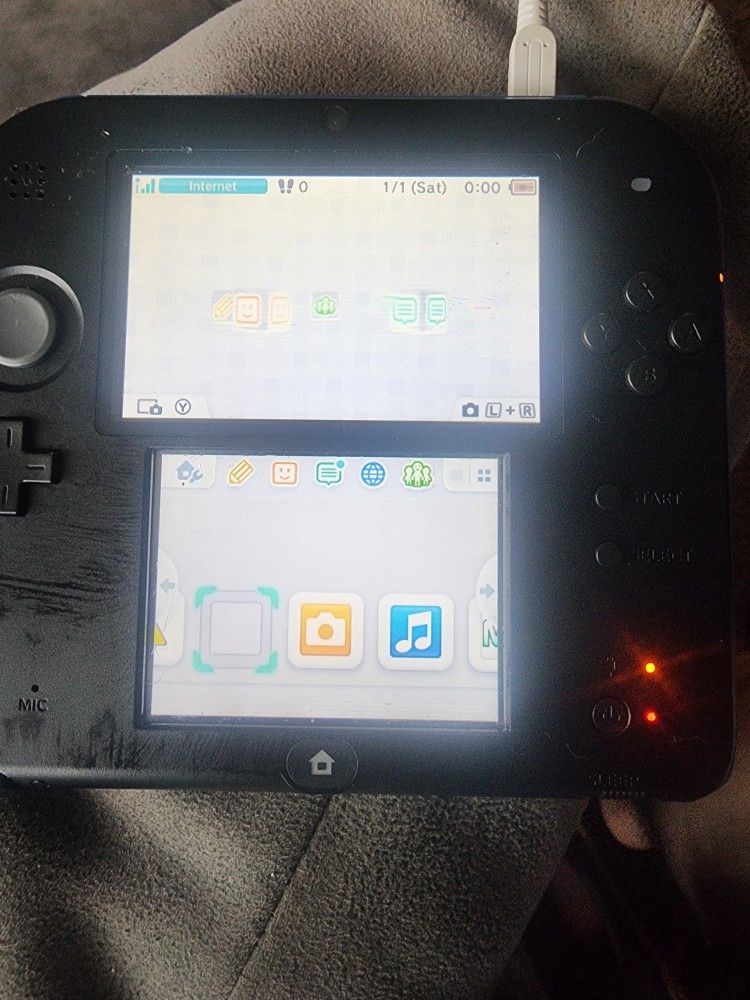 Nintendo 2 DS And 2 Pokemon Games