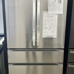 New LG French Door 4 Door Refrigerator - Financing Available With $53 Down