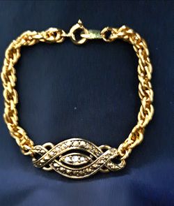 Vintage Avon rhinestone bracelet