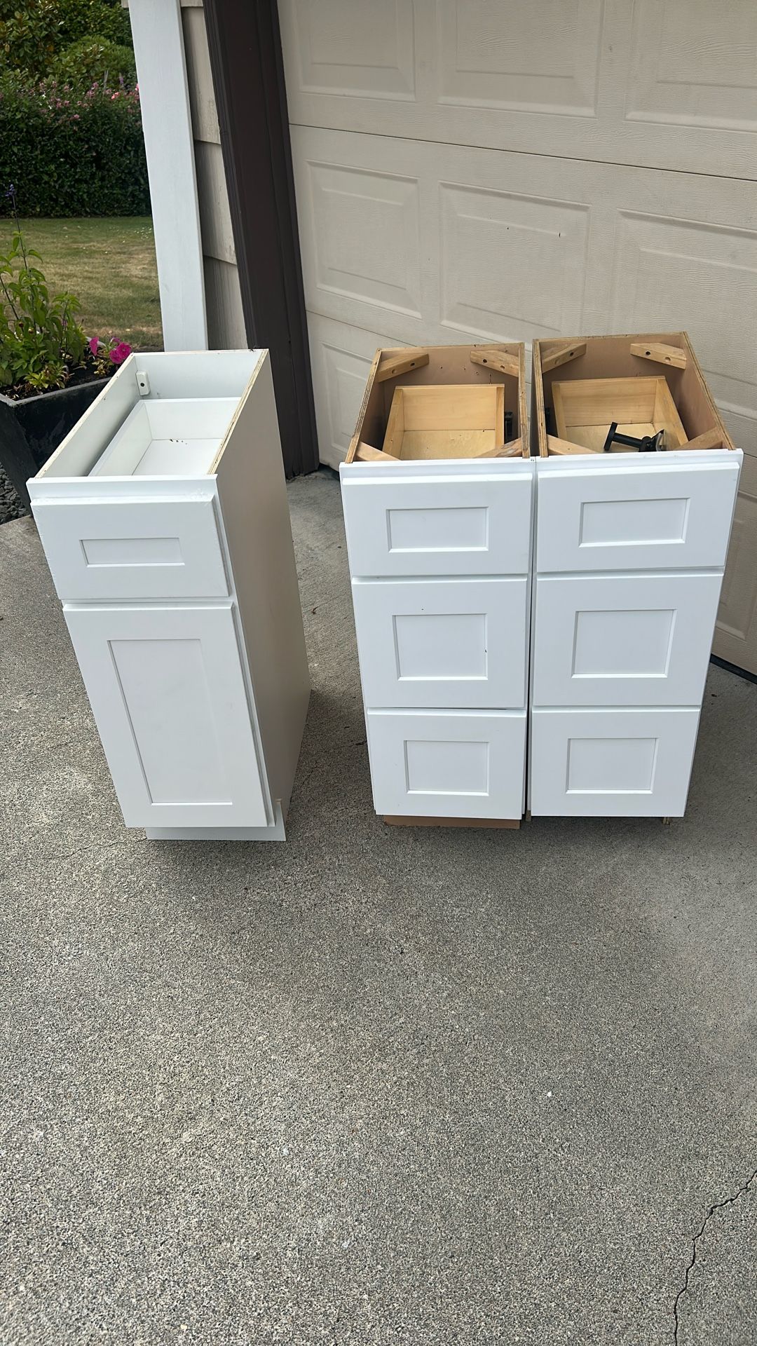 Kitchen And Bath Cabinets - NEW