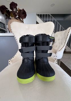 Boys Snow Boots Size 11