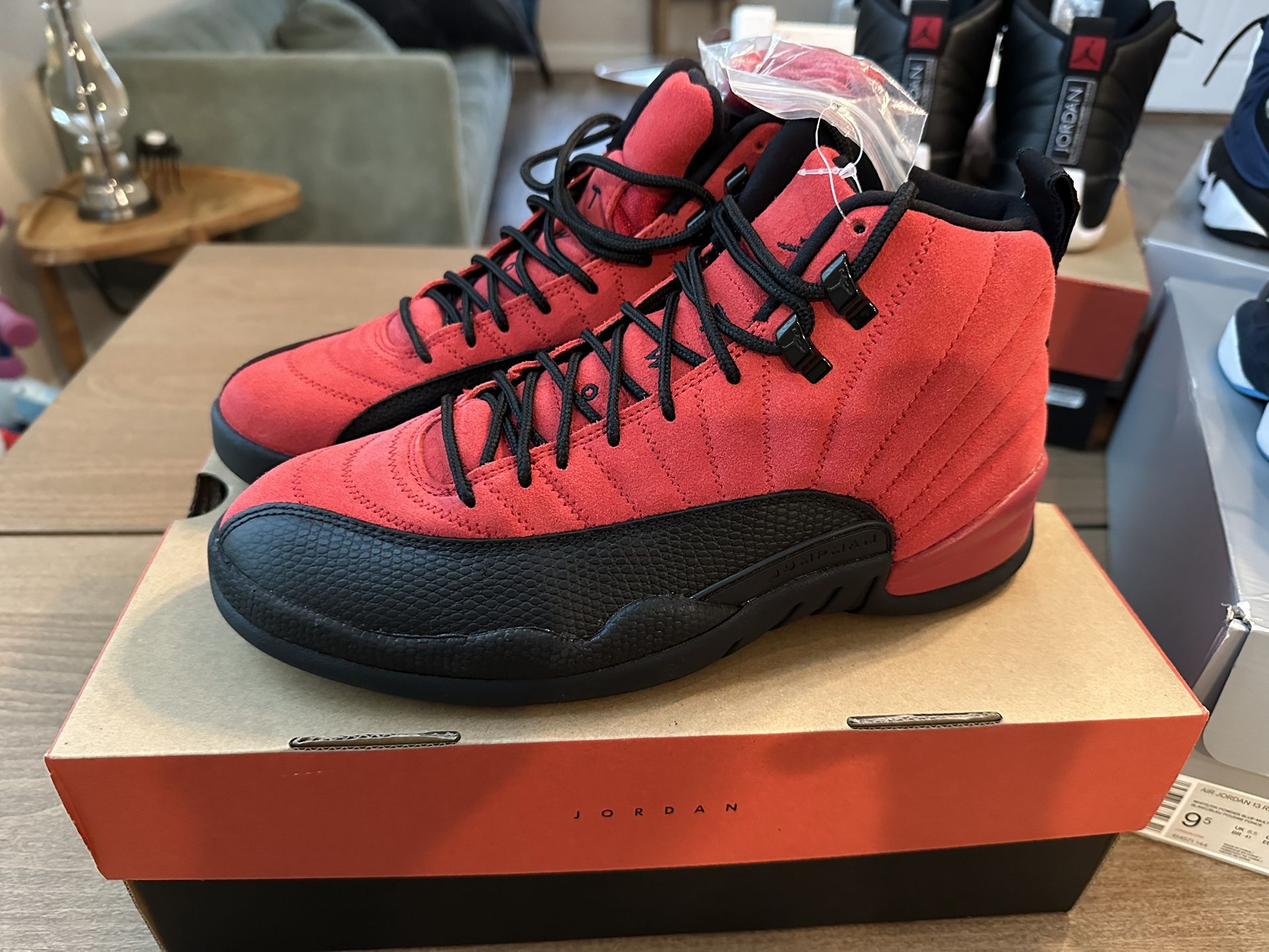 Jordan 12 (reversed Flu Game)