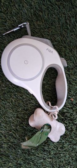 Para perro,tiene lampara ,ocupa bateria