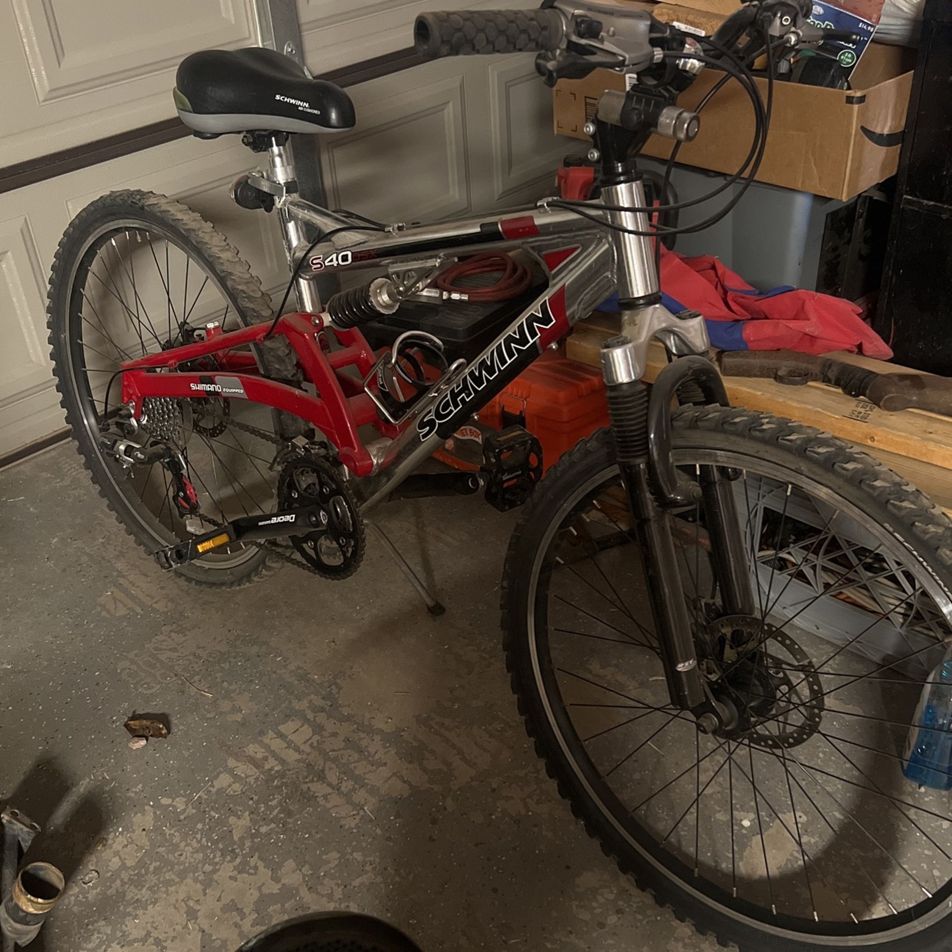 Schwinn S40 Sdx 26 Inch Tire Mountain Bike