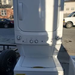 Almost New 27 Inch Stackable Washer Dryer Set!  Can Deliver! Warranty! 