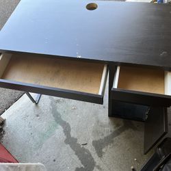 Office Desk. 
