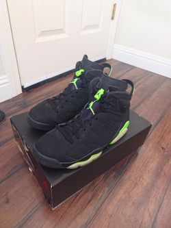 JORDANS sz 8,   $50