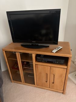 Solid Oak TV Entertainment Stand