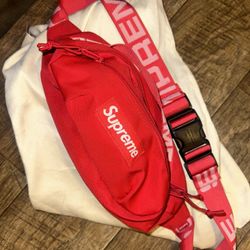 Supreme Fanny Pack Red SS18