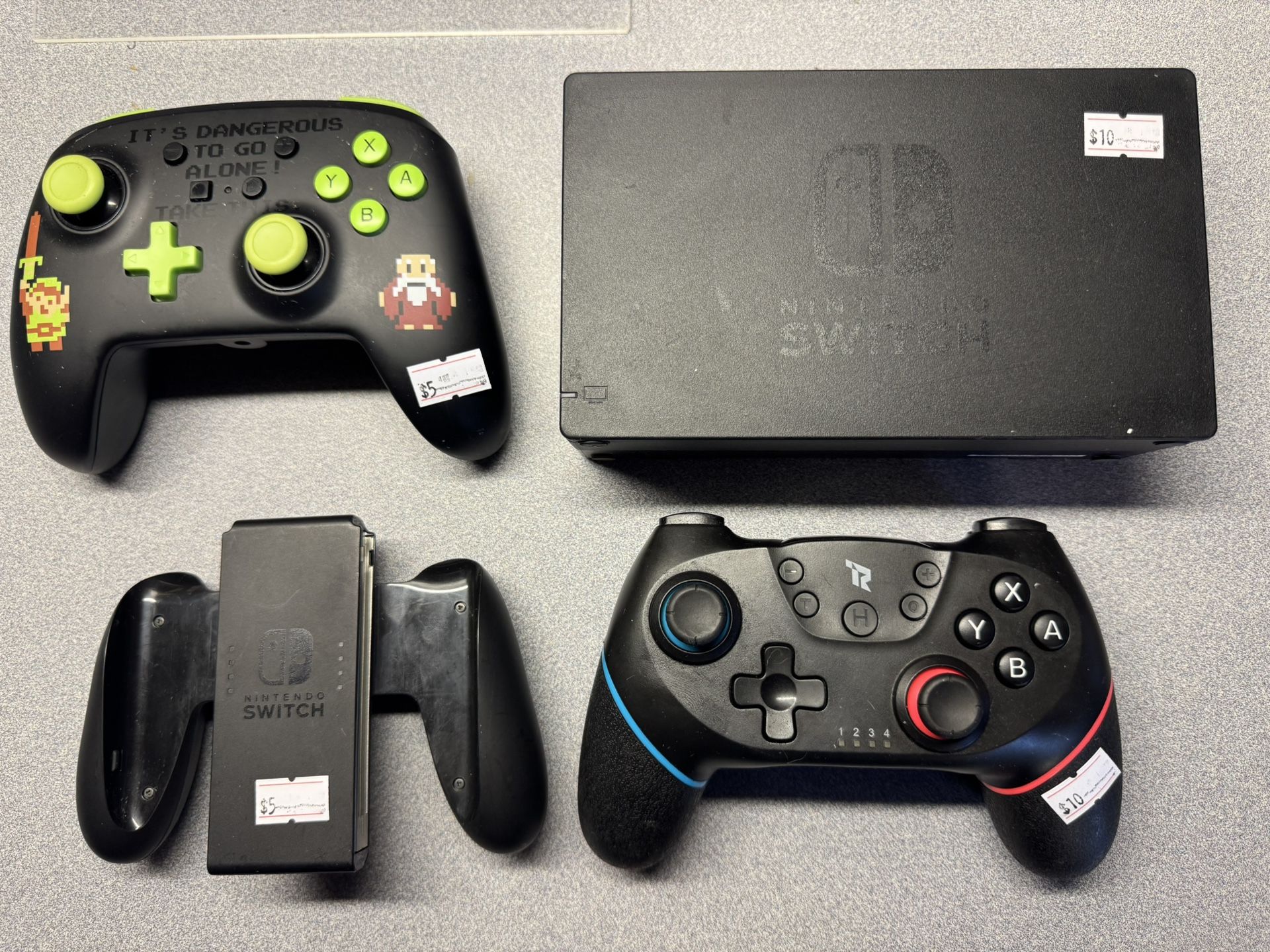 Nintendo Switch Controllers And Dock