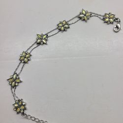 VICTORIAN FLORAL WATERCOLOR DESIGN 