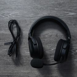 Razer Barracuda Bluetooth Headphones/Mic