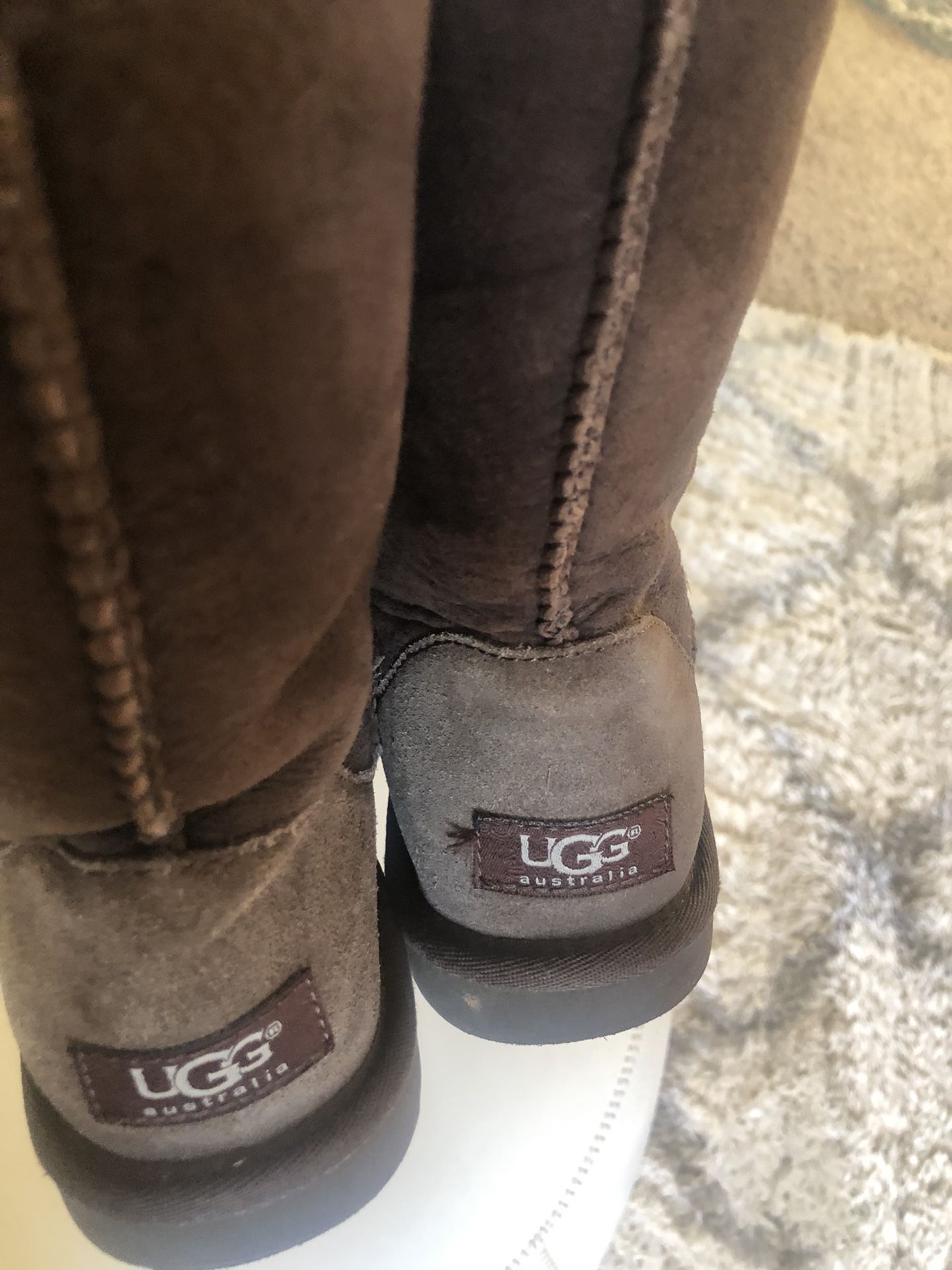 Ugg Women’s Boots Size 5 ( Short Ones )