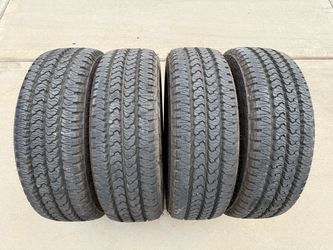(4) 275/70/18 Firestone AT2 Tires