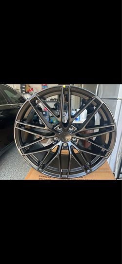 Audi older body q7 5x130 22” new blk Gt styie new rims new tires set