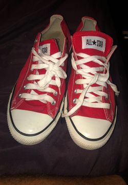 Red lowtop converse