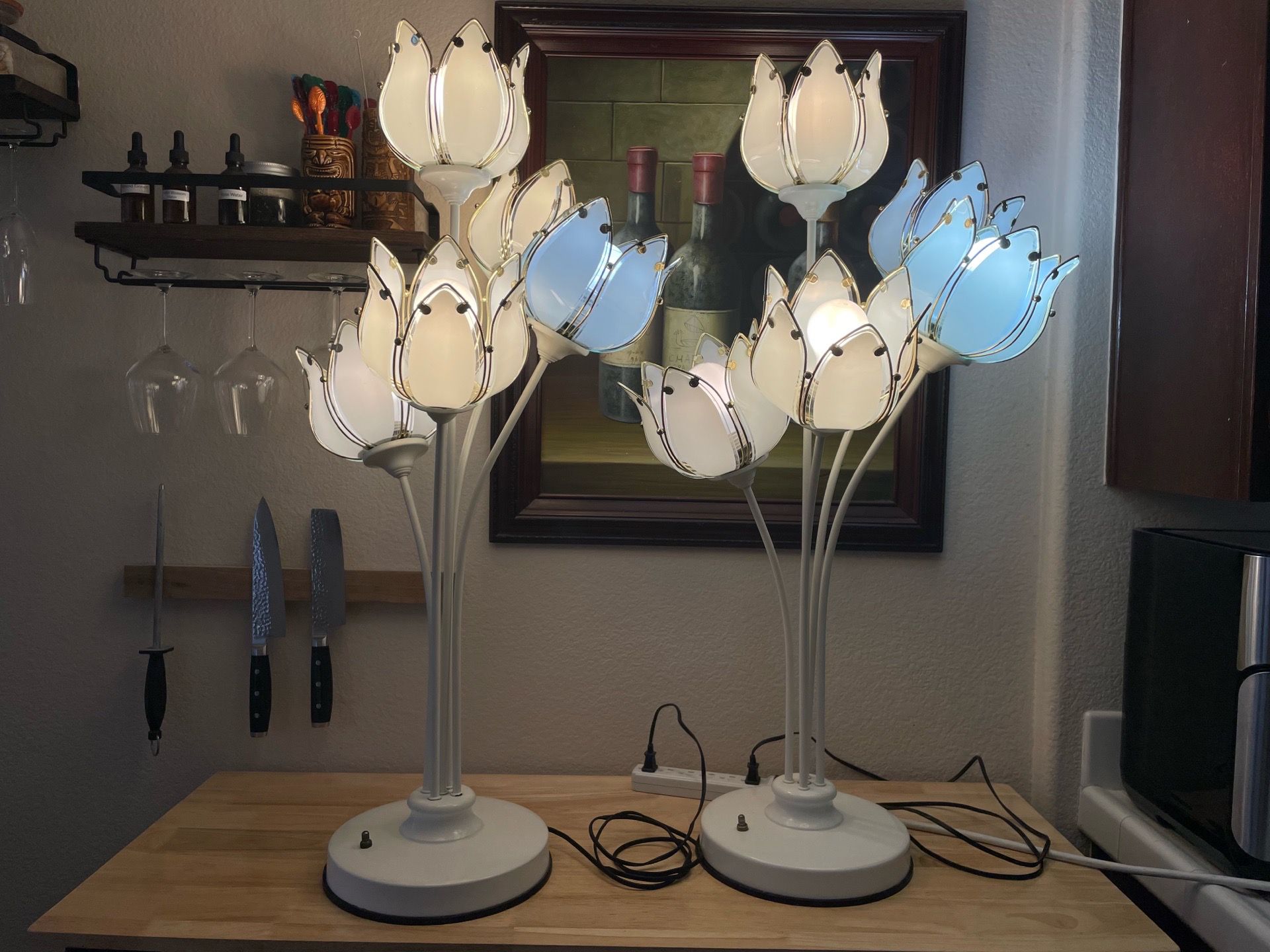 2 Vintage Hollywood Regency White Lotus Flower Floral Glass Petal Lamps