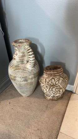 Moving sale several items