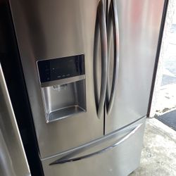 Frigidaire French Doors Stainless Steel Refrigerator
