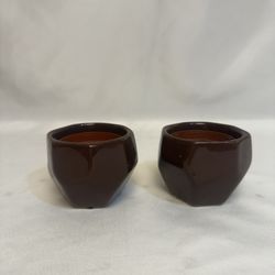 Two XS plant pots