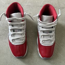 Jordan 11 Cherry 