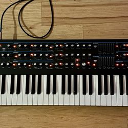 Novation Summit 61 Key 16 Voice Synthesizer 2019