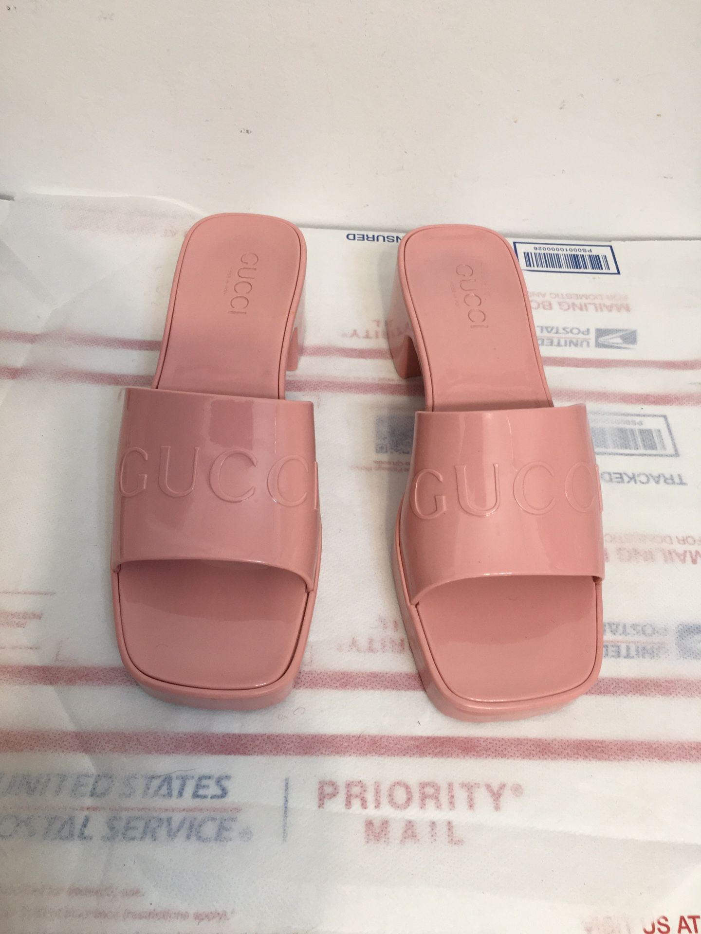 GUCCI Wild Rose Pink Rubber GG Logo Slides Heel Mules Sandals size 38.
